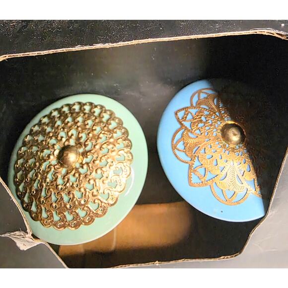 Casa Decor 2 Bottle Stoppers New in Box 1 Blue 1 Green Ceramic w/Gold Filigris - Picture 2 of 4